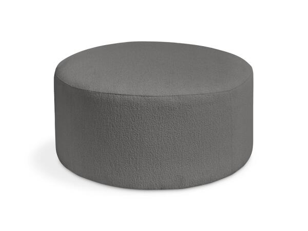 Kelly Round Ottoman Ottomans & Poufs Bassett Furniture