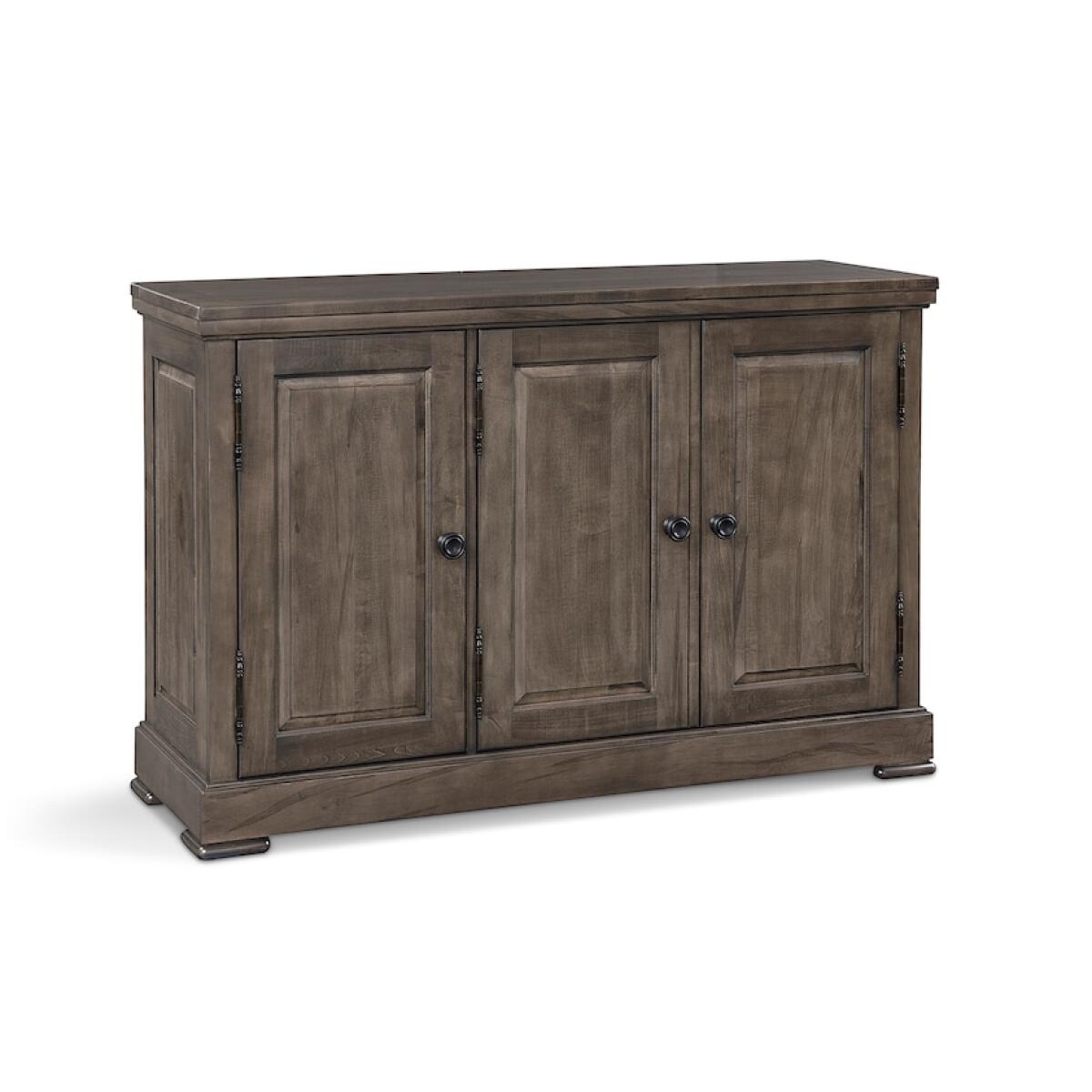 Benchmade Hawkins Maple Three Door Huntboard Entertainment Stands Bassett Furniture Benchmade Hawkins Maple Three Door Huntboard Entertainment Stands Bassett Furniture