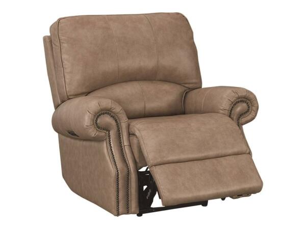 Prescott Club Level Wallsaver Recliner with USB Charging Recliners Bassett Furniture 5